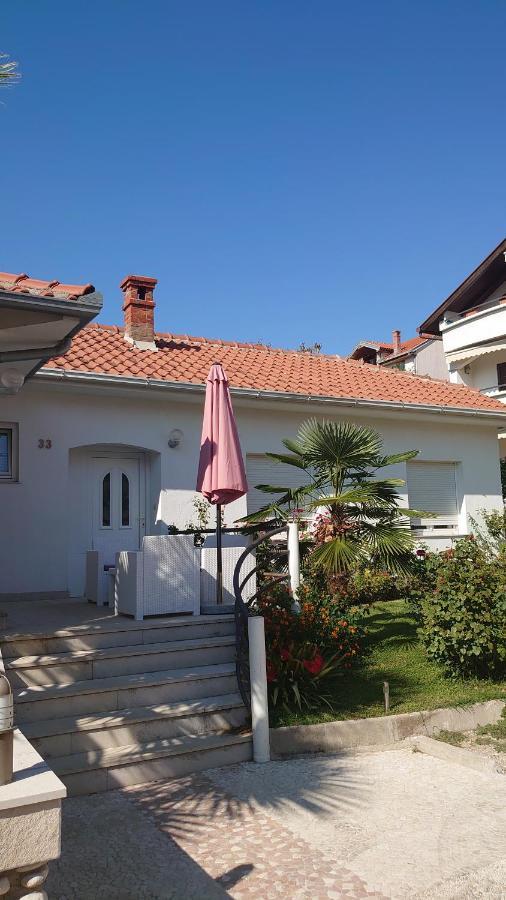 Apartments Tulipan - With Free Private Parking Garage Mostar Exterior photo