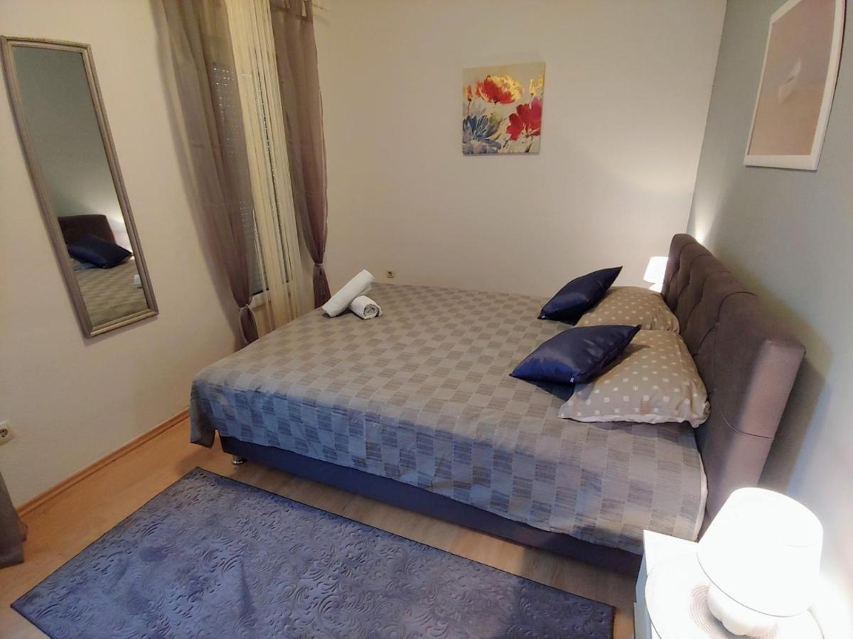 Apartments Tulipan - With Free Private Parking Garage Mostar Exterior photo